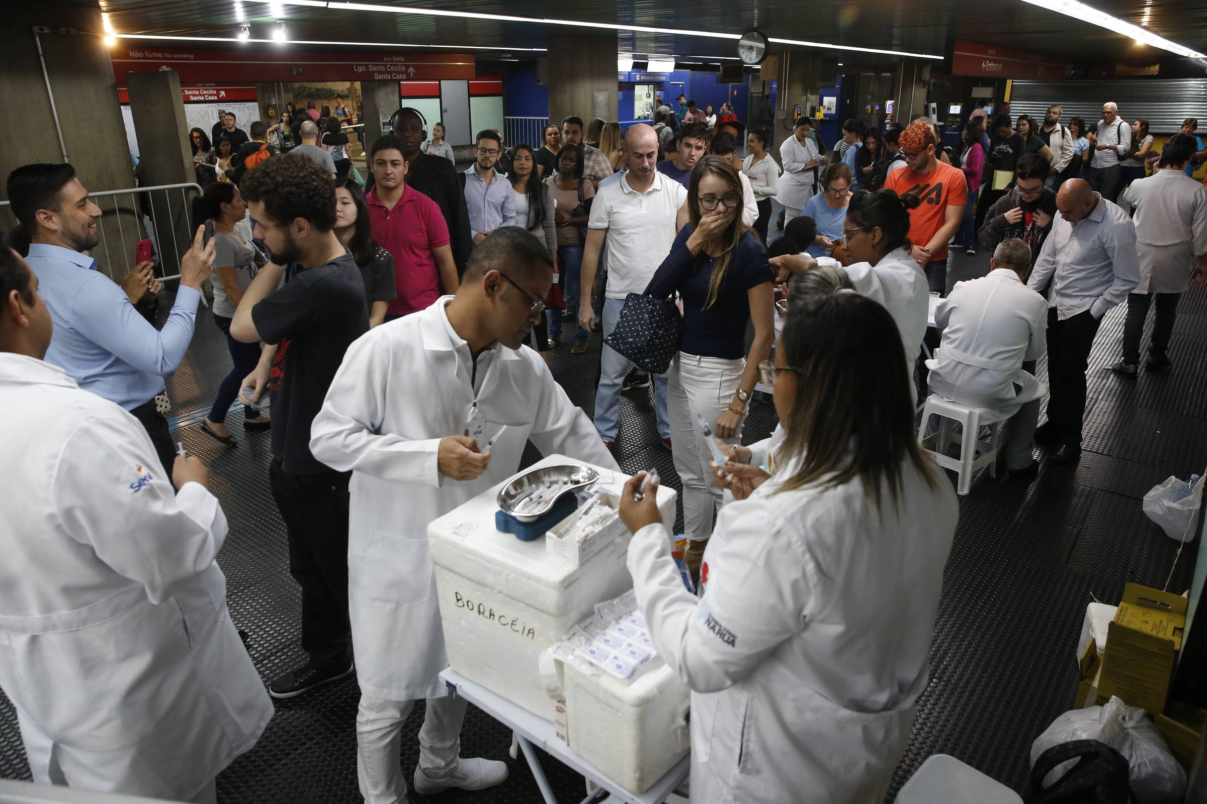Unidades de saúde divergem sobre quem deve tomar vacina